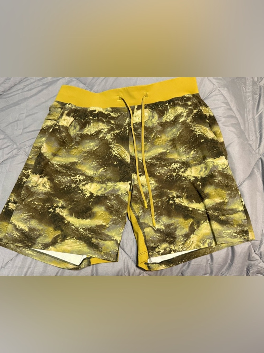 lululemon Mens T.H.E. Lineless Shorts